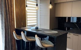 Rin Skylounge Apartment